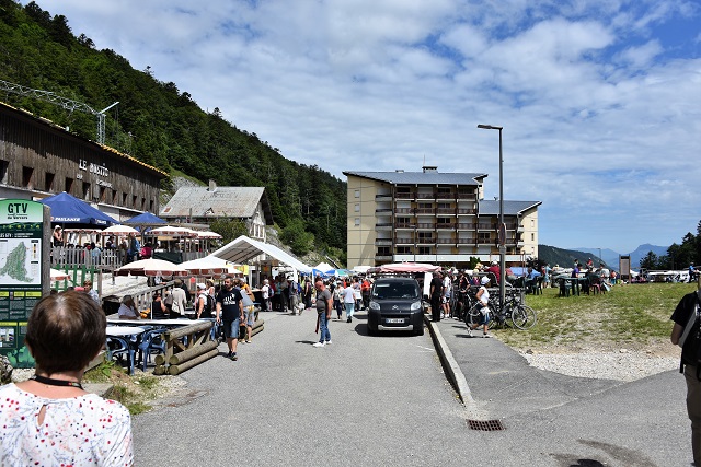 marché artisanal - transhumance au col de rousset - photo copyright Patrice Debart 2018