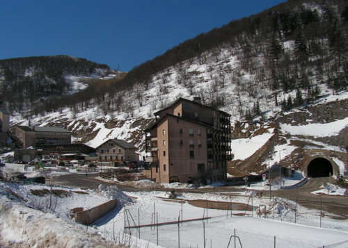immeuble au col de rousset - photo copyright Patrice Debart 1990